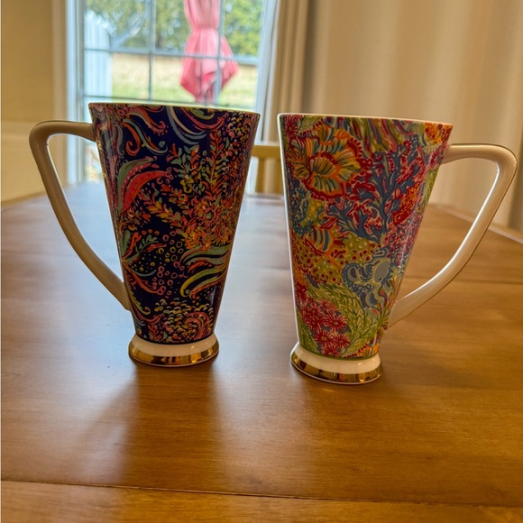 NWT Set of 2 Tall Floral Porcelain Coffee Mugs | 16.9 oz | Gold Base | Gift Box - Picture 12 of 12